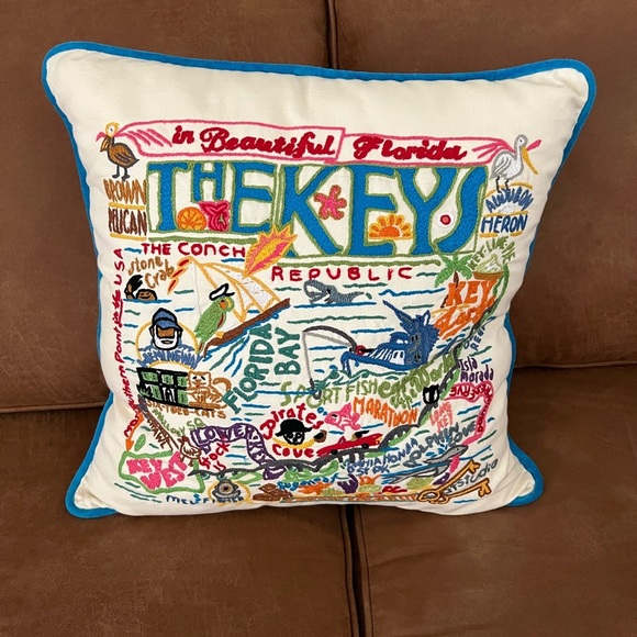 Catstudio Florida keys Hand-Embroidered Pillow - Picture 1 of 7